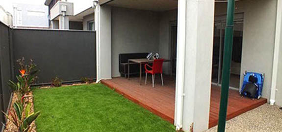 8 Marine Parade Caroline Springs